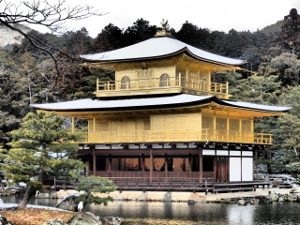 金閣寺を英語で何と言う?